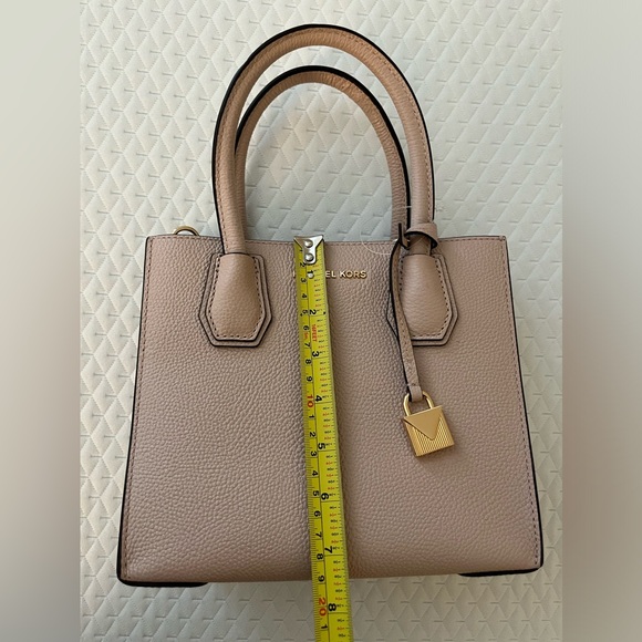 NWOT Michael Kors Mercer Small Satchel with dust bag - Picture 5 of 15